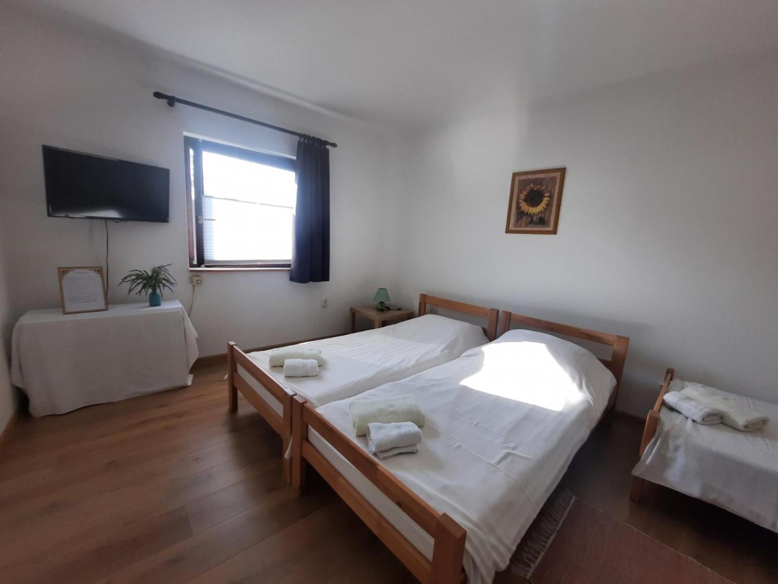 Apartmani Sunflower Sremski Karlovci Bagian luar foto