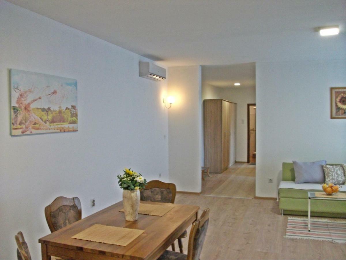 Apartmani Sunflower Sremski Karlovci Bagian luar foto